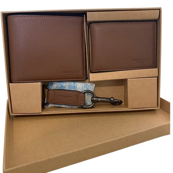 NIB / NWT COACH Men Unisex Brown Gift Set of 3 Wallets Keychain - Picture 1 of 9